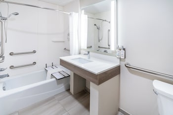 holiday inn express denver north thornton