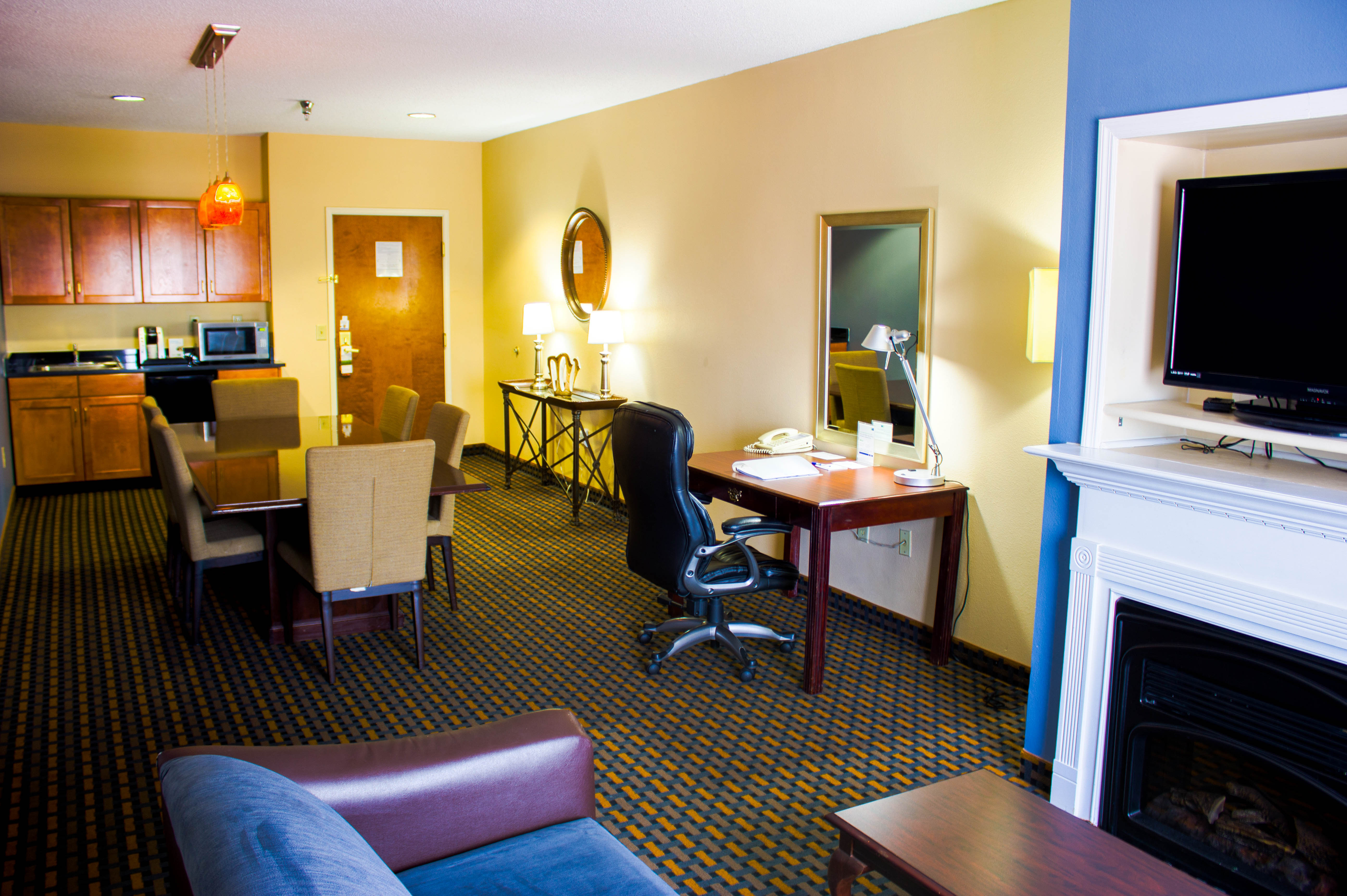 holiday inn express hotel and suites sanford by ihg