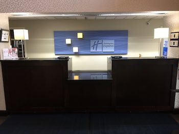 Holiday Inn Express Hotel & Suites Sanford By Ihg,North Carolina>>Sanford,3 star