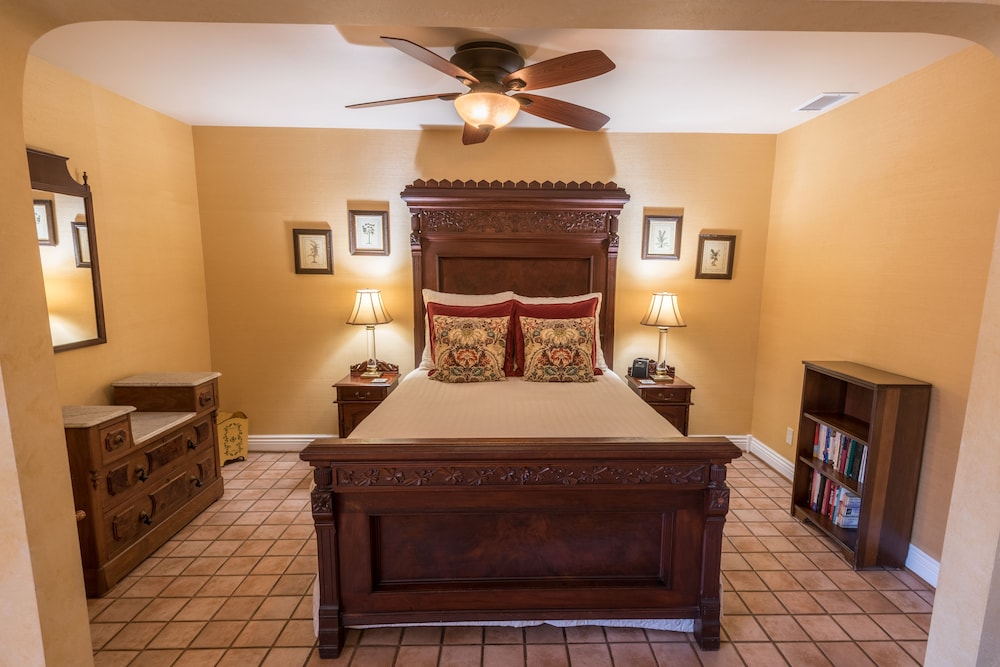 Harbor House Inn,Santa Barbara>>Montecito,3 star