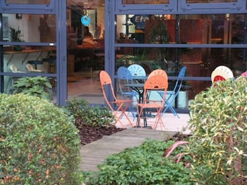 greet hotel paris nord 18eme