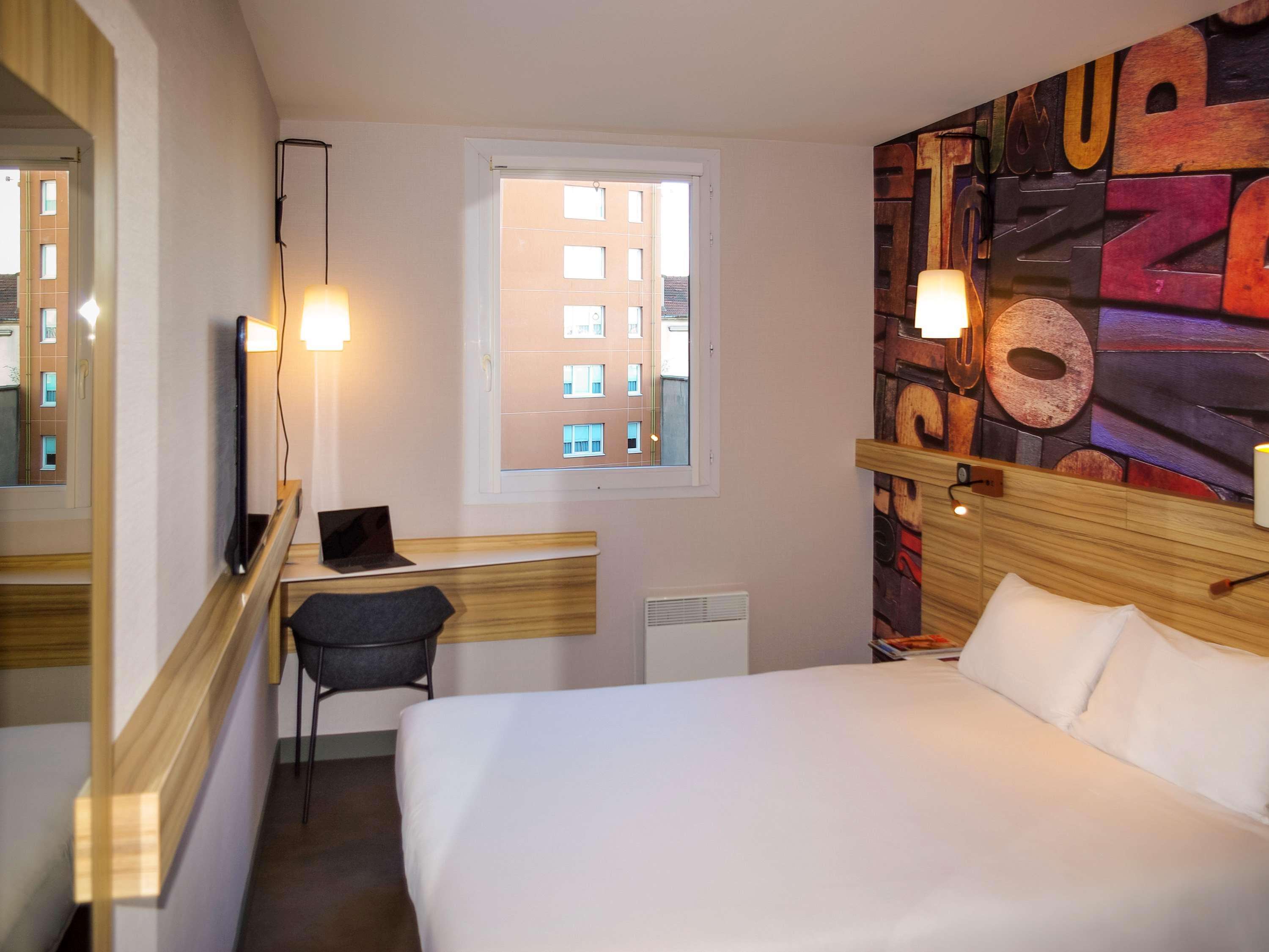 greet hotel paris nord 18eme