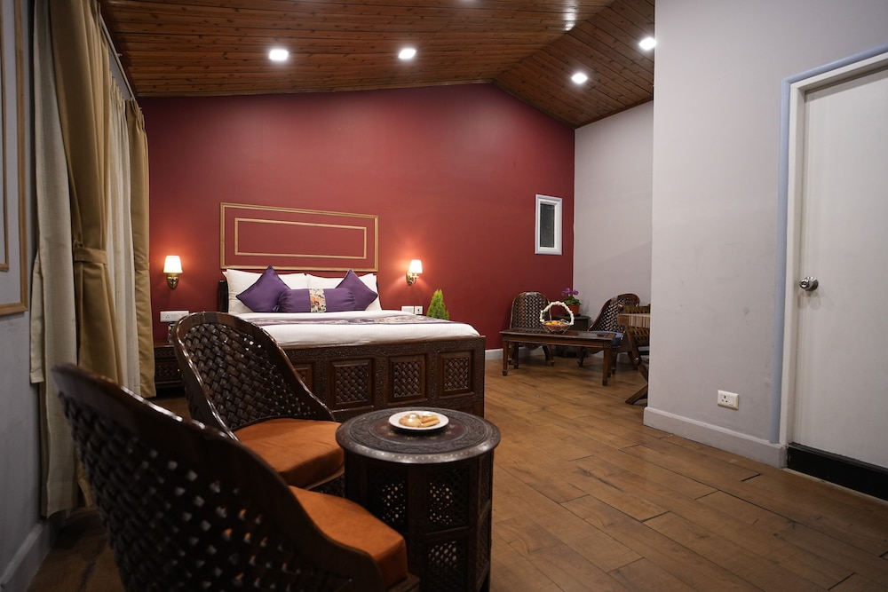 mount conifer suites and spa