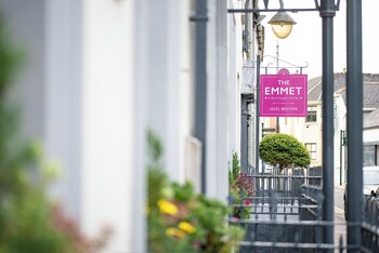 emmet hotel