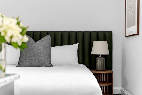 hotel challis potts point