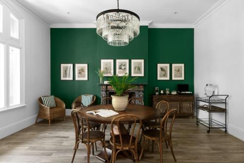 hotel challis potts point