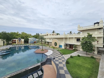 sathyam grand resorts sriperumbudur