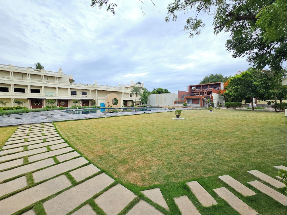 sathyam grand resorts sriperumbudur