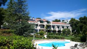 hotel villa radin