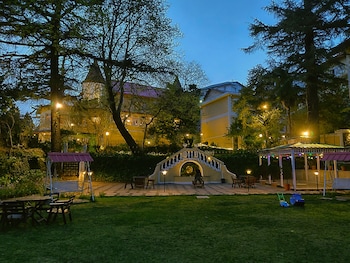 welcomheritage kasmanda palace mussoorie