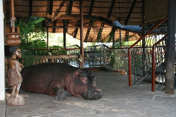 mukambi safari lodge