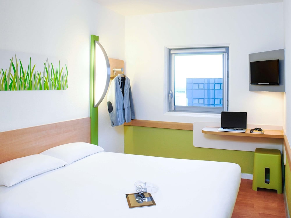 ibis budget birmingham airport nec