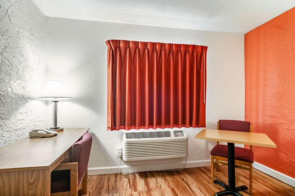 motel 6 naperville il