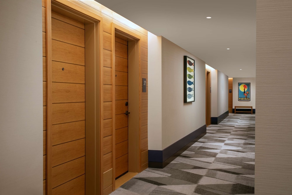 the monsaraz san diego tapestry collection by hilton