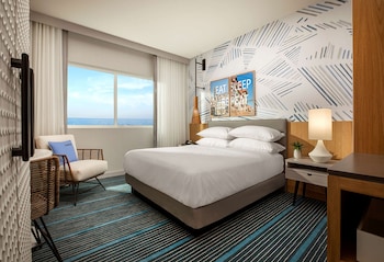 the monsaraz san diego tapestry collection by hilton