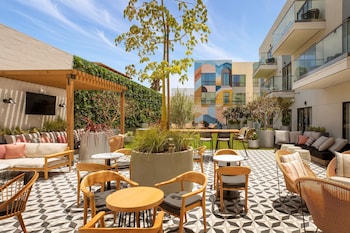 the monsaraz san diego tapestry collection by hilton