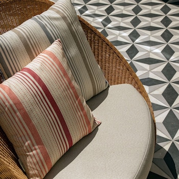 the monsaraz san diego tapestry collection by hilton