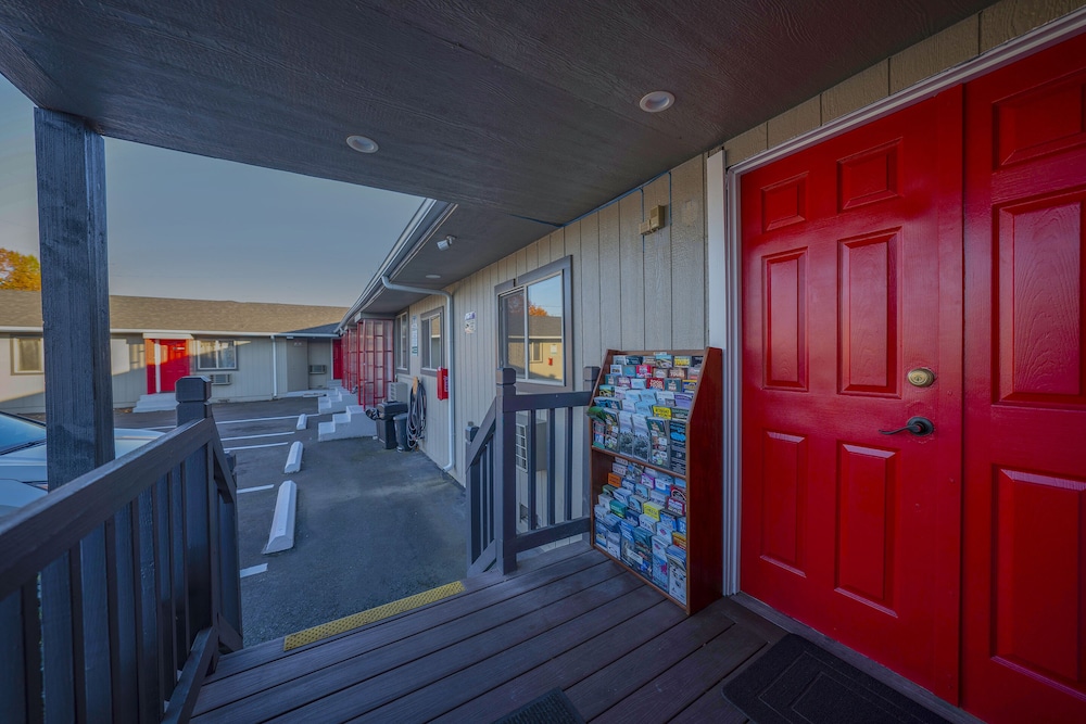 hotel portland by oyo