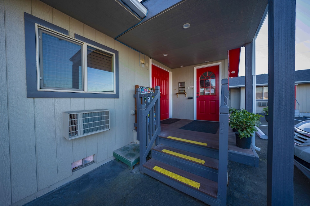 hotel portland by oyo