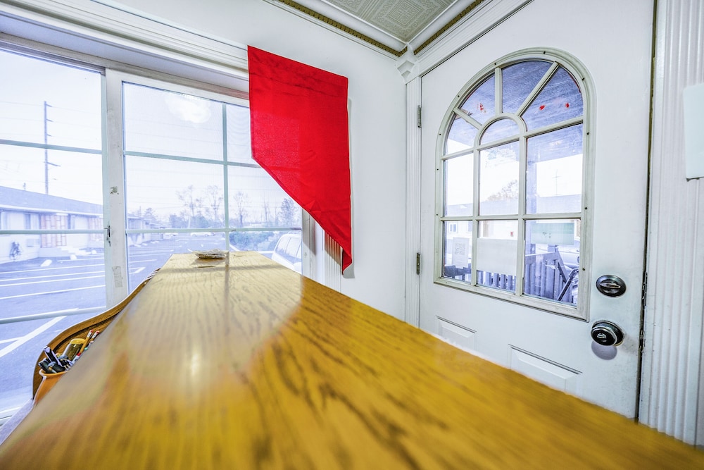 hotel portland by oyo