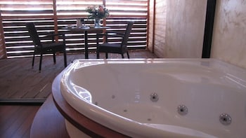 iles du gua suites