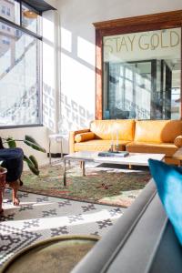 11th avenue hostel