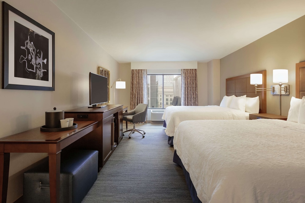 hampton inn and suites nashville downtown
