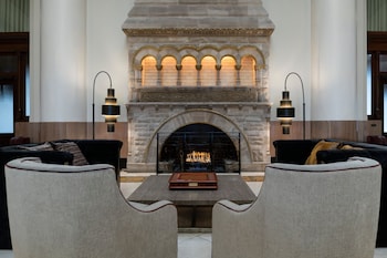 the union station nashville yards autograph collection