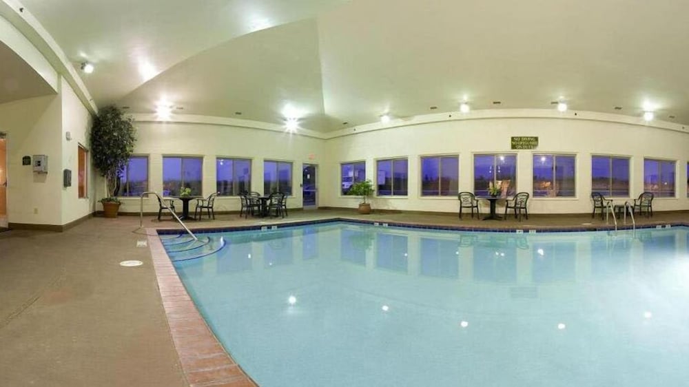 holiday inn express athens by ihg