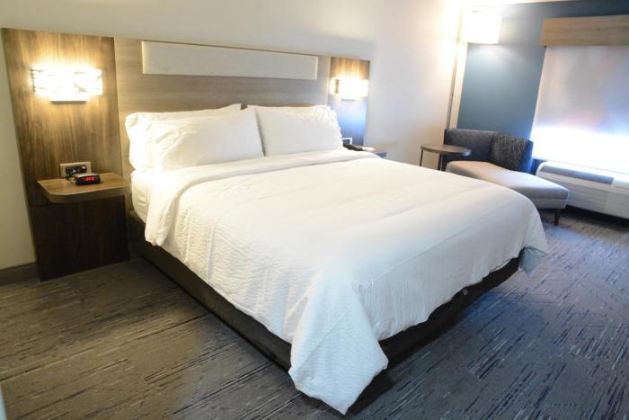 holiday inn express athens by ihg