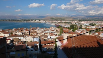acronafplia pension a