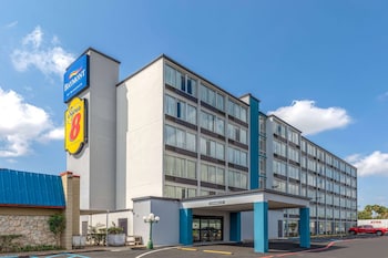 baymont by wyndham laredo