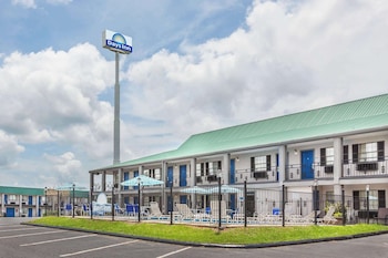 Travelodge By Wyndham Natchitoches,Natchitoches>>Alexandria,2 star