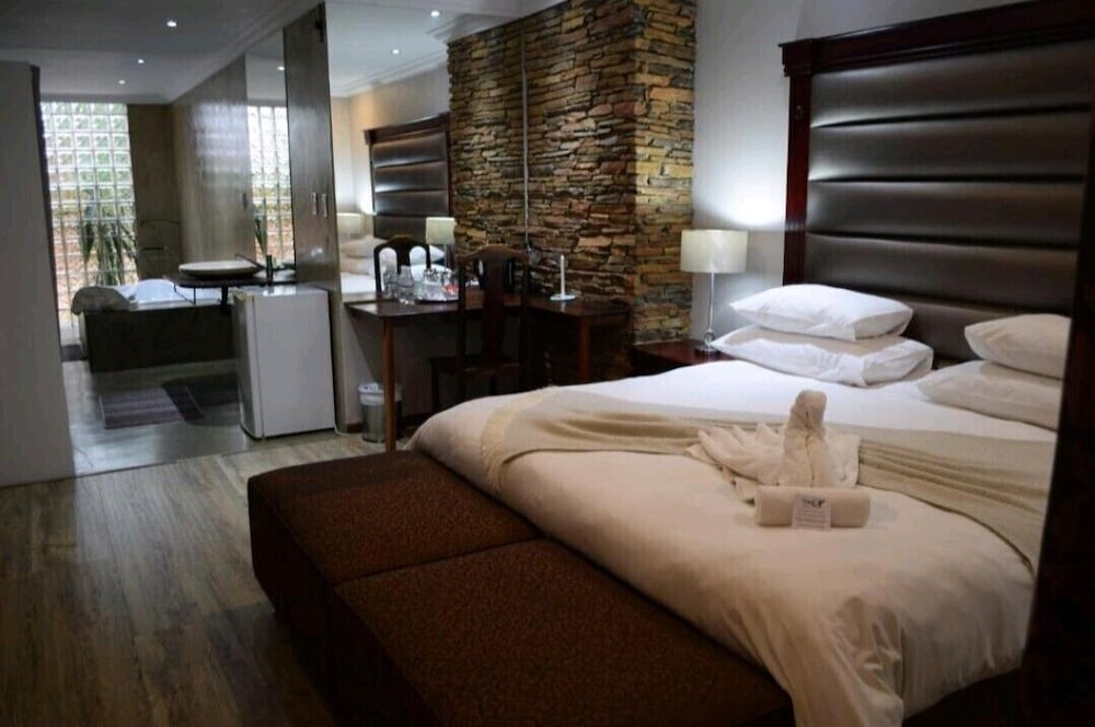 african moon corporate house