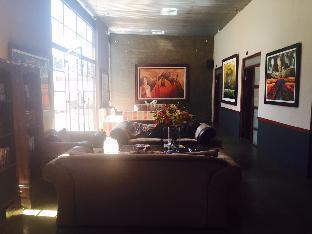 african moon corporate house