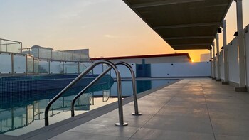 sitara hotel apartment