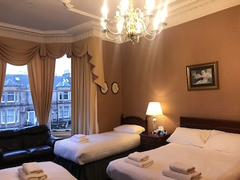 the alexander guest house
