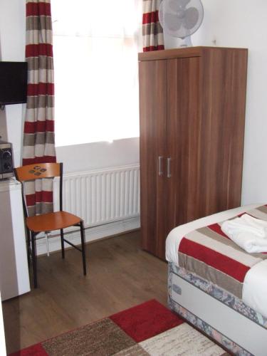 Alexandra Guest House,Hemel Hempstead>>Harpenden,2 star