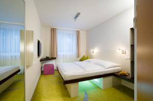 sleepinroomz boutique hotel