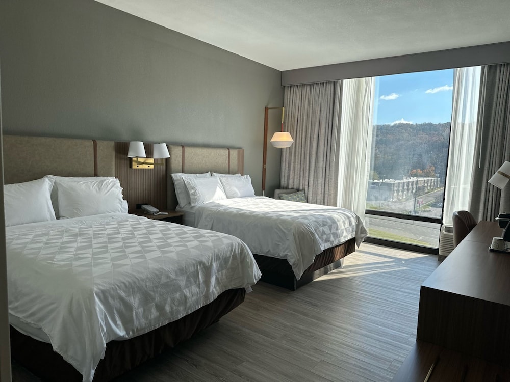 holiday inn roanoke tanglewood rt 419andi581 by ihg