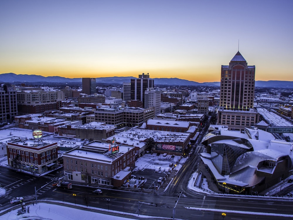 holiday inn roanoke tanglewood rt 419andi581 by ihg