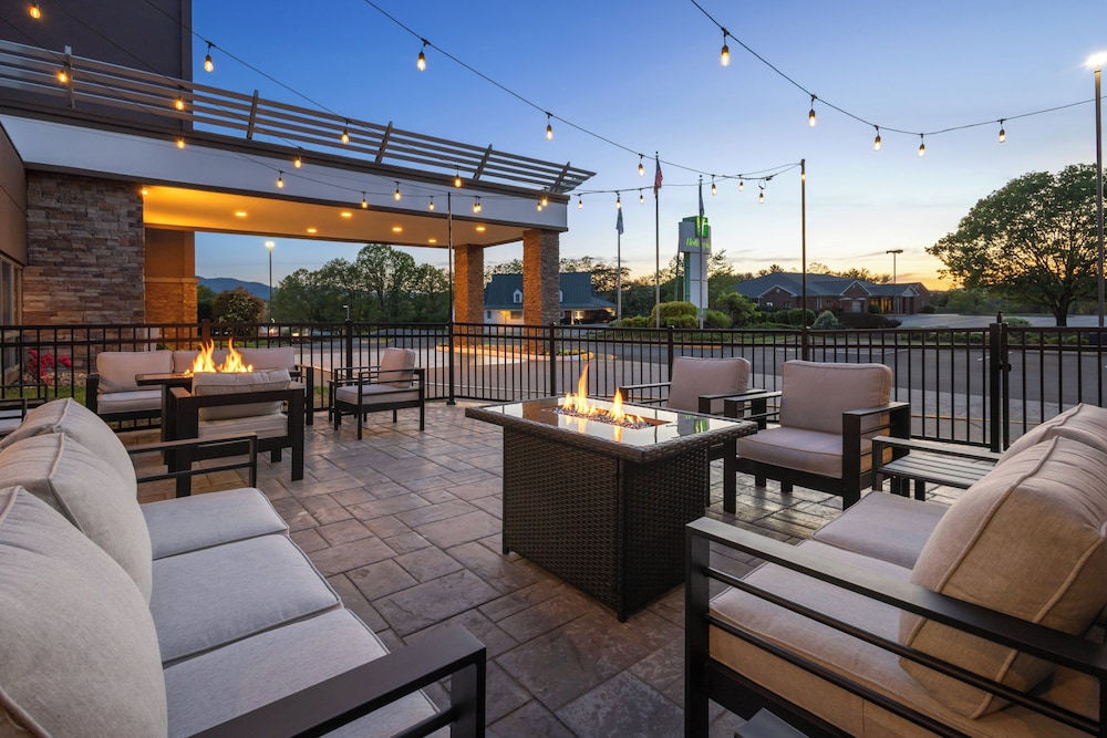 holiday inn roanoke tanglewood rt 419andi581 by ihg