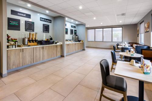 holiday inn roanoke tanglewood rt 419andi581 by ihg