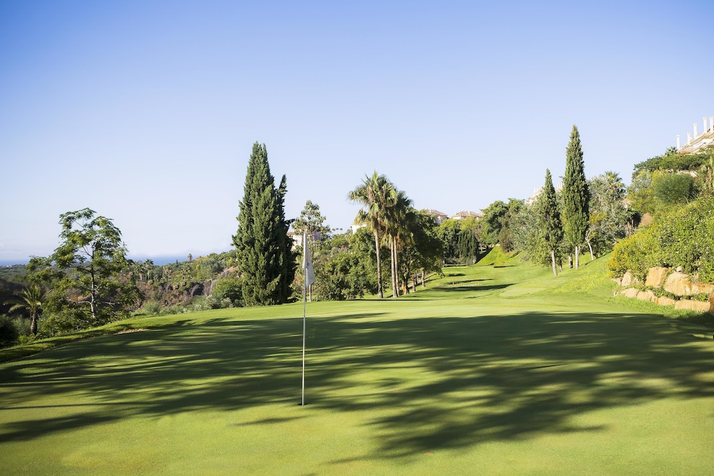 apartamentos greenlife golf marbella