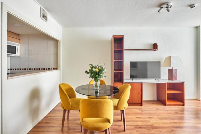 apartamentos juan bravo