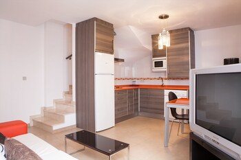 real de cartuja apartments and suites