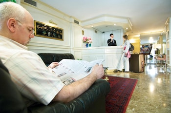 bonanova suite hotel