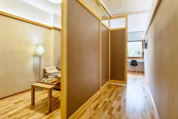 bonanova suite hotel
