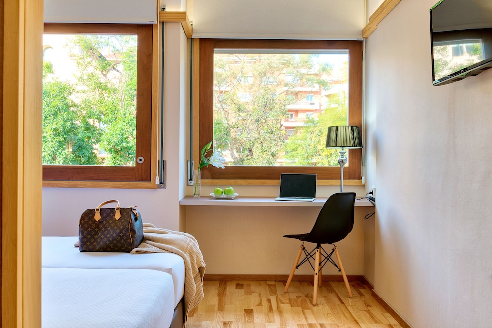 bonanova suite hotel