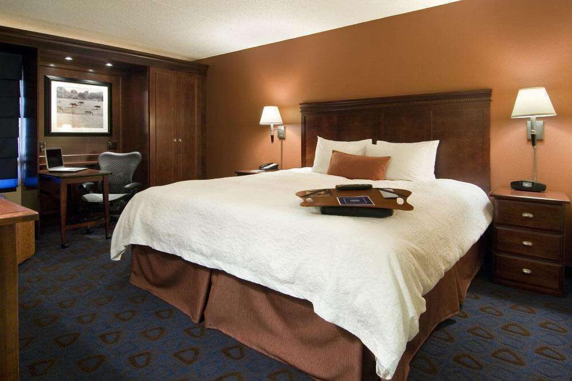 hampton inn bentonville rogers